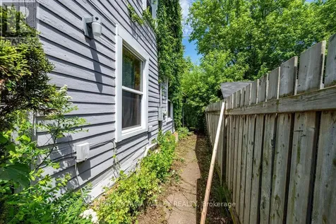 815 Pembroke Street West Pembroke ON K8A 5P5