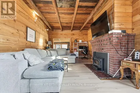 815 Pembroke Street West Pembroke ON K8A 5P5