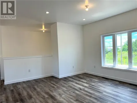 6 Parkview Street St. Charles ON P0M 2W0