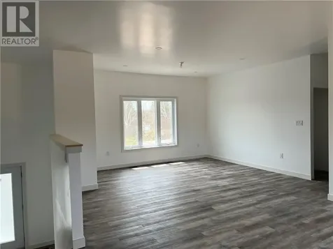 6 Parkview Street St. Charles ON P0M 2W0
