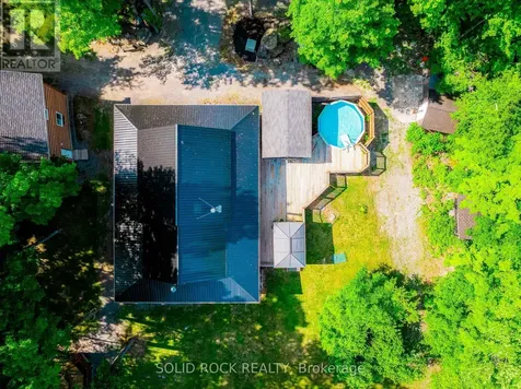 261 Lacourse Lane Lanark Highlands ON K0A 3L0