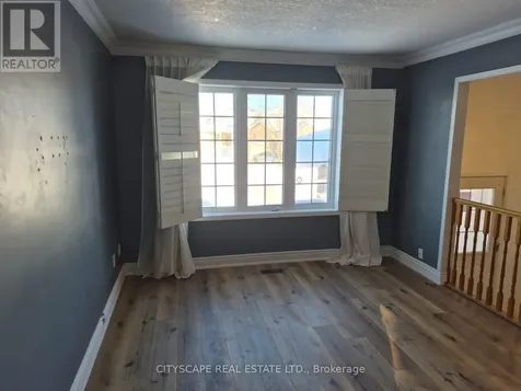 60 Castlewood Place Cambridge ON N1R 8K6
