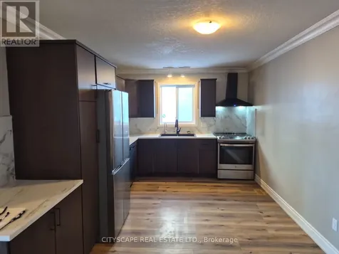60 Castlewood Place Cambridge ON N1R 8K6