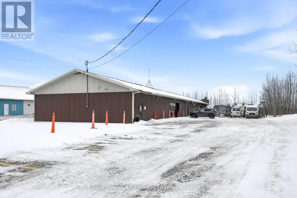 162 Wescar Lane Ottawa ON K0A 1L0