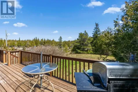 798 Dorcas Bay Road Northern Bruce Peninsula ON N0H 2R0