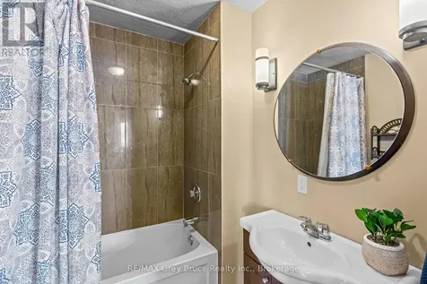 798 Dorcas Bay Road Northern Bruce Peninsula ON N0H 2R0