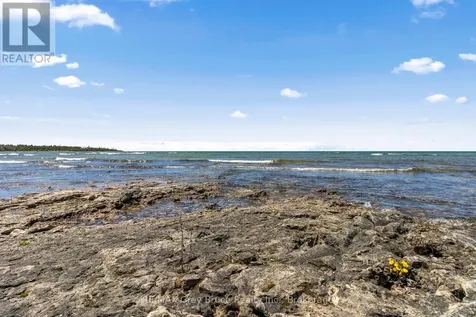 798 Dorcas Bay Road Northern Bruce Peninsula ON N0H 2R0