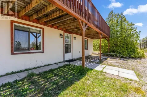 798 Dorcas Bay Road Northern Bruce Peninsula ON N0H 2R0