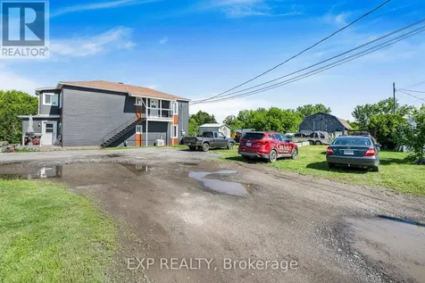 309-313 Front Road Hawkesbury ON K6A 2T1