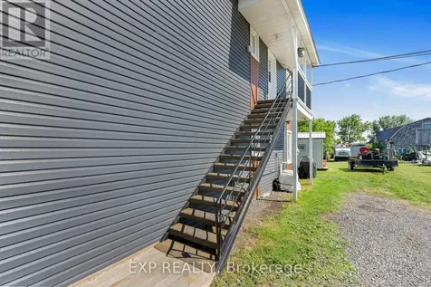 309-313 Front Road Hawkesbury ON K6A 2T1
