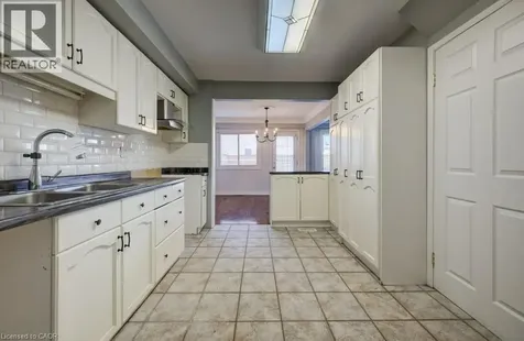 54 Nicklaus Drive Hamilton ON L8K 6H3