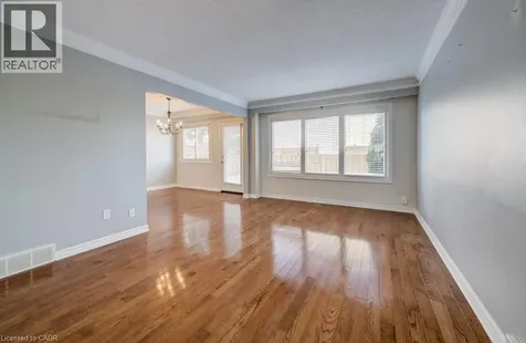 54 Nicklaus Drive Hamilton ON L8K 6H3