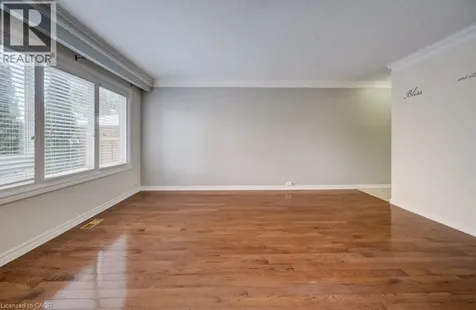 54 Nicklaus Drive Hamilton ON L8K 6H3