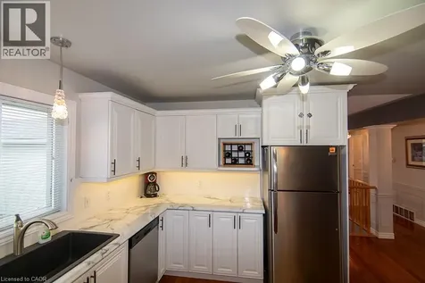 156 Gracehill Crescent Freelton ON L8B 1A5