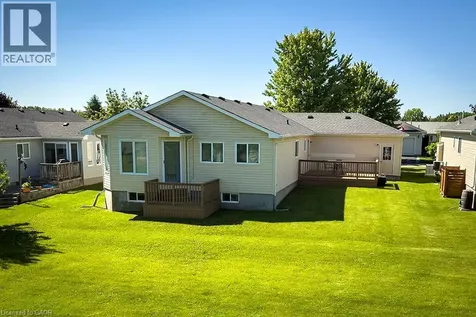 156 Gracehill Crescent Freelton ON L8B 1A5