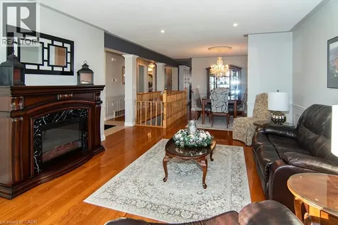 156 Gracehill Crescent Freelton ON L8B 1A5
