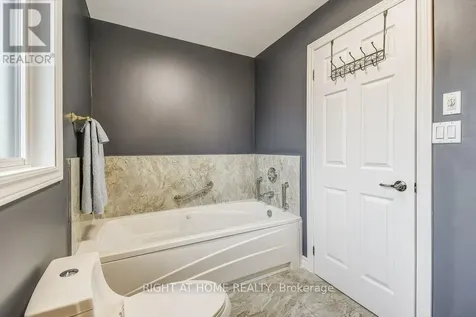 156 Gracehill Crescent Hamilton ON L8B 1A5