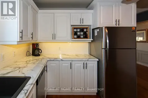 156 Gracehill Crescent Hamilton ON L8B 1A5