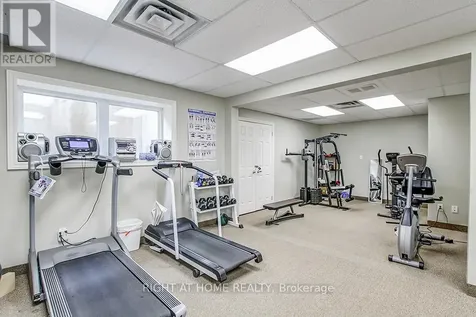 156 Gracehill Crescent Hamilton ON L8B 1A5