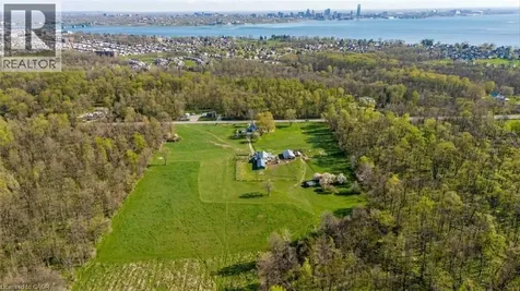 613 Helena Street Fort Erie ON L2A 4K2