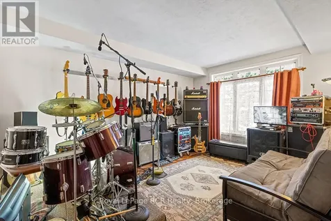 335 3rd Avenue West Owen Sound ON N4K 6Y9