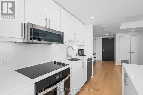 180 George Street Ottawa ON K1N 0G8