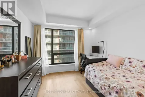180 George Street Ottawa ON K1N 0G8