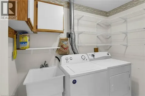 3050 Pinemeadow Drive Burlington ON L7M 3X5