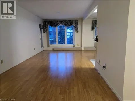 3050 Pinemeadow Drive Burlington ON L7M 3X5
