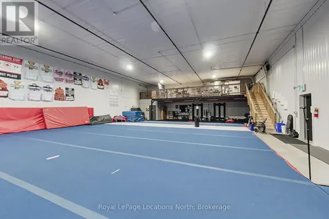 10 Greco Court Collingwood ON L9Y 3Z9