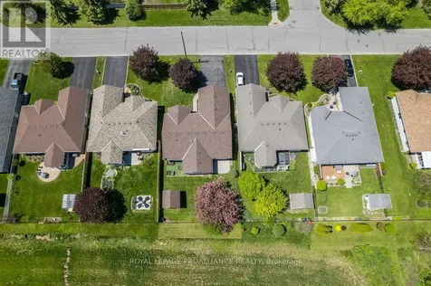 51 Applewood Drive Brighton ON K0K 1H0
