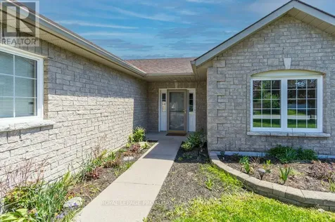 51 Applewood Drive Brighton ON K0K 1H0