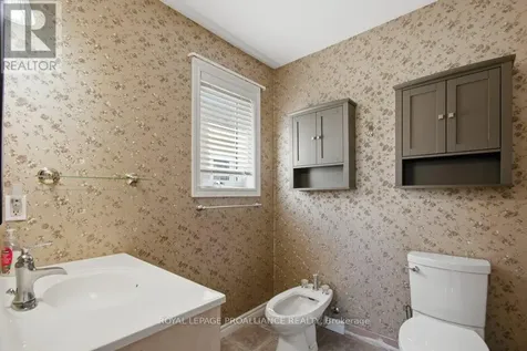 51 Applewood Drive Brighton ON K0K 1H0
