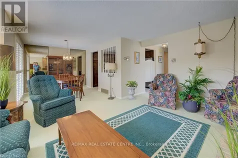 493 Beechwood Drive Waterloo ON N2T 1H8