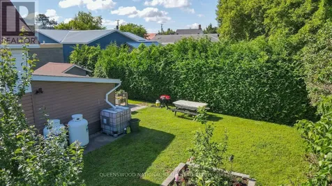 41 Inglis Street Madawaska Valley ON K0J 1B0