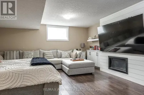 94 Wilson Court St. Marys ON N4X 0B6