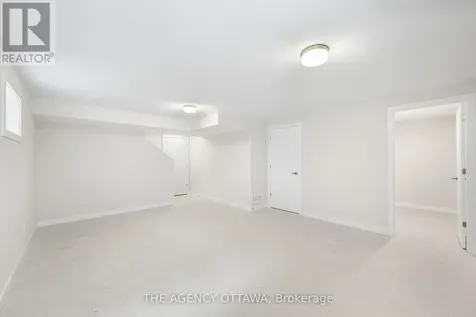 948 Seagrave Lane Ottawa ON K0A 2Z0