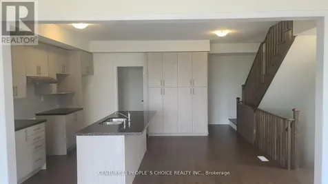 161 Blick Crescent Aurora ON L4G 4A7