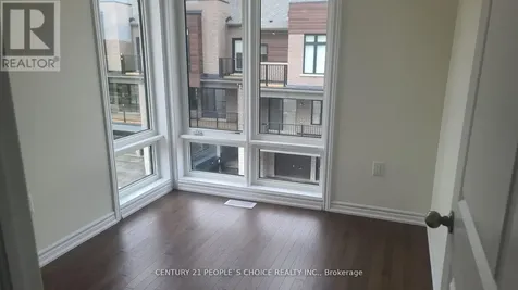 161 Blick Crescent Aurora ON L4G 4A7