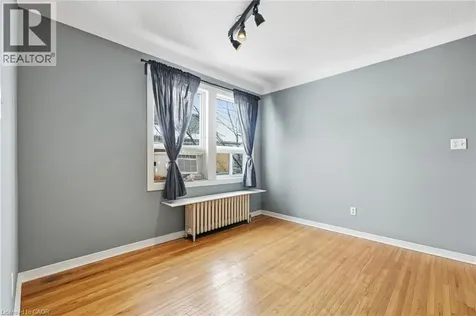 97 Connaught Avenue South Hamilton ON L8M 3C4