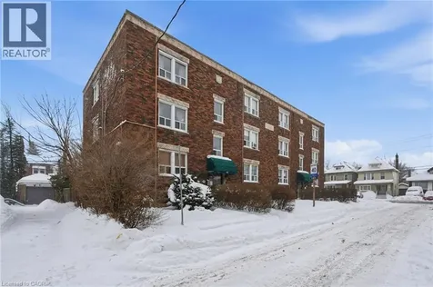 97 Connaught Avenue South Hamilton ON L8M 3C4