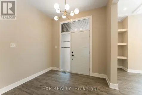 1961 Cedarlakes Way Ottawa ON K4P 1P2