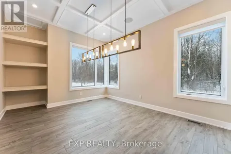 1961 Cedarlakes Way Ottawa ON K4P 1P2