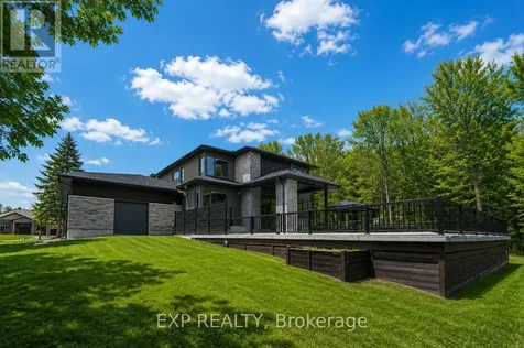 1961 Cedarlakes Way Ottawa ON K4P 1P2