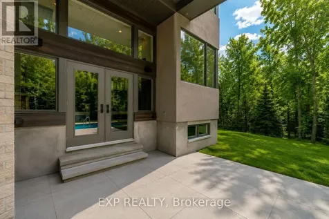 1961 Cedarlakes Way Ottawa ON K4P 1P2