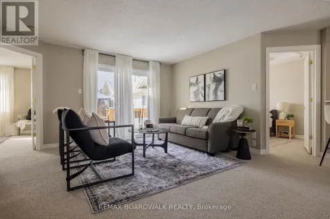 206 Oak Leaf Private Ottawa ON K0A 2Z0