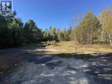 19 Low Avenue Gogama ON P0M 1W0