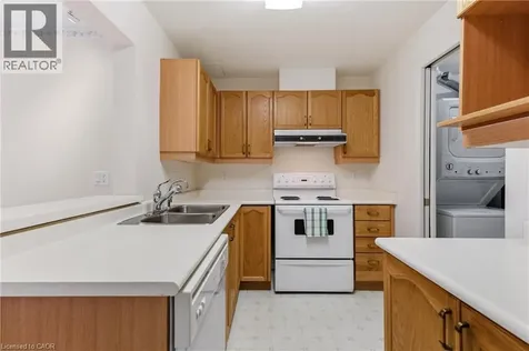20 St George Street Kitchener ON N2J 1K5