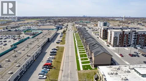 18 Amy Croft Drive Lakeshore ON N9K 0A1