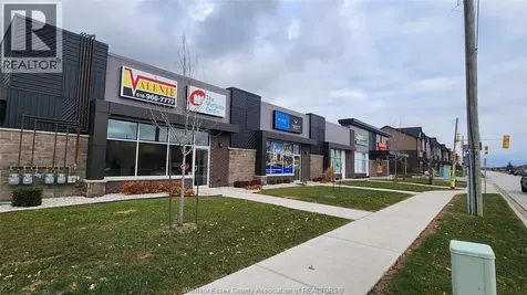 18 Amy Croft Drive Lakeshore ON N9K 0A1
